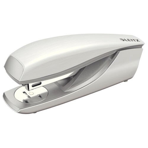 Heftgerät Style 5562 bis 30Blatt für 24/6+26/6 arktik weiß Metall Leitz 5562-00-04 Produktbild