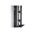 APC NetShelter SX - Kabelführungsplatte für Schaltschrank Produktbild Additional View 1 S