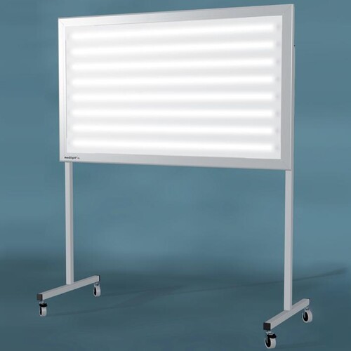 medilight 284 DL 8 x 58 W Lichttherapiegerät  Produktbild Front View L