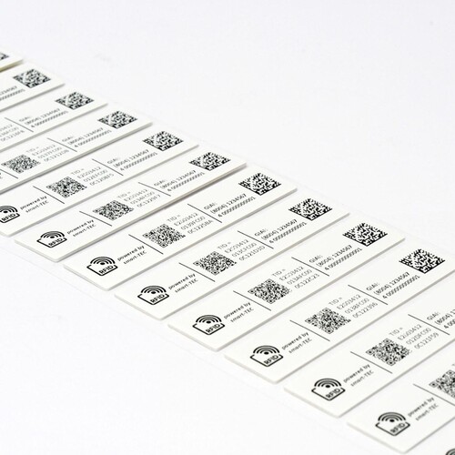 RFID Etiketten 50x50mm weiß Chiptyp: I-Code SLIX-2(NXP) (RLL=1000 STÜCK) Produktbild Additional View 1 L